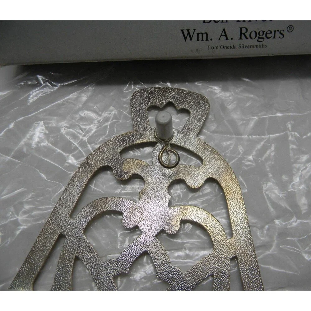 VTG Wm A Rogers Cast Metal Trivet Bell Shape Ornate Kitchen Oneida Made in USA